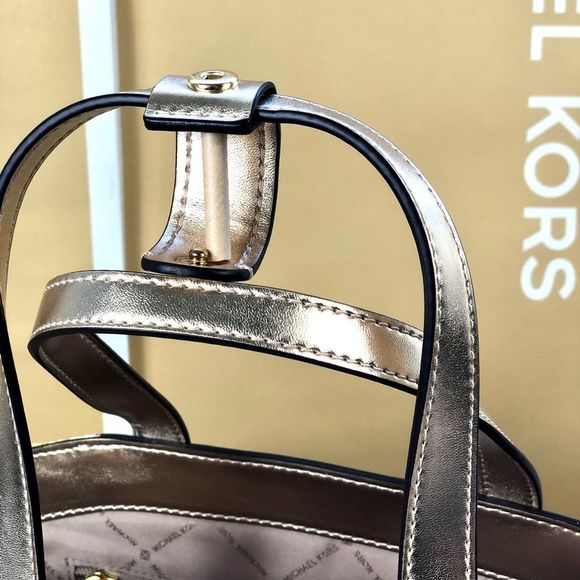 Michael Kors Portia Small Tote - Picture 5 of 8